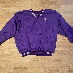 Vikings pull over jacket